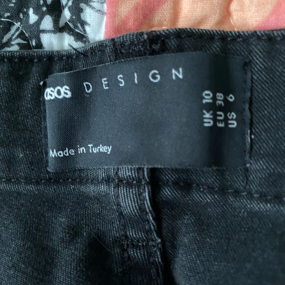 ASOS maternity black skinny jeans - Picture 4 of 5
